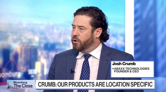 Bloomberg: Currie Says Gold Is Moving Into US Ahead of Tariffs